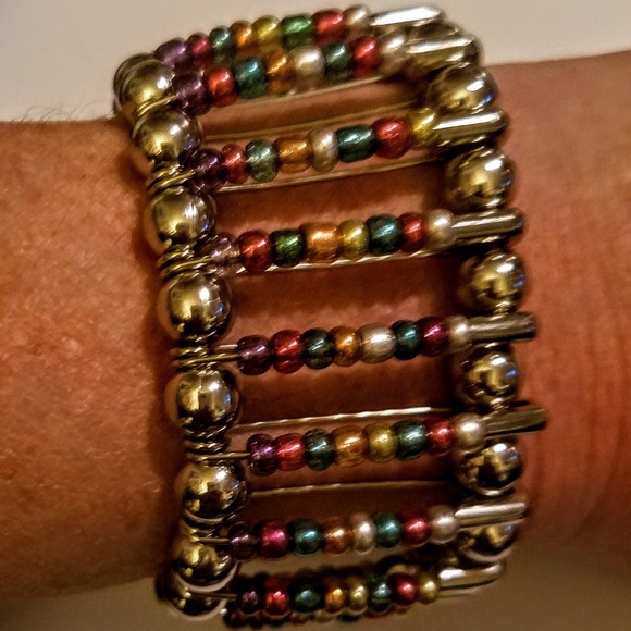 hand crafted Jewelry - Bracelet made of safety pins and beads hand crafted Jewelry - Bracelet made of safety pins and beads